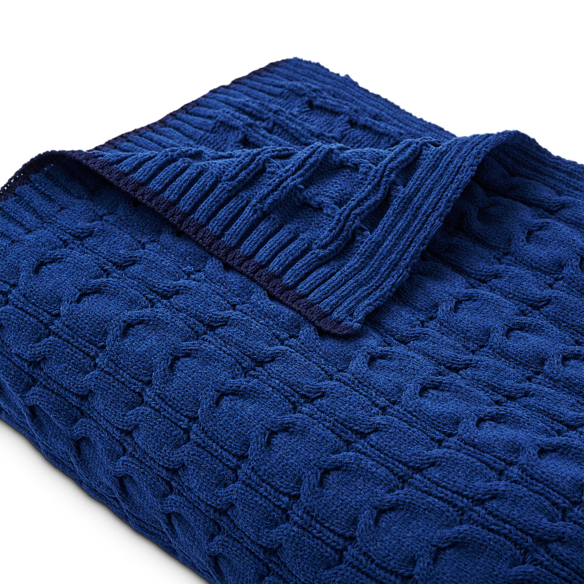 Couverture en tricot torsadé